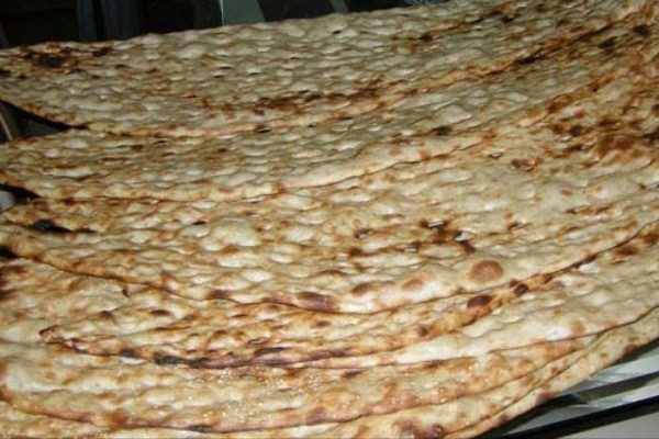 نان در کردستان گران شد؛ وقتی مسئولان خواب بودند/ افزایش قیمت نان در کدام محفل تصویب شد؟