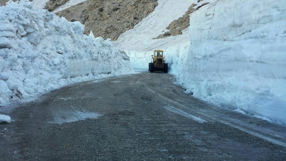 محور ارتباطی ۶۵۰ روستا در کردستان بازگشایی شد