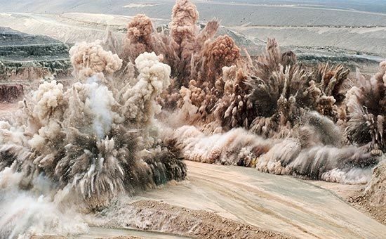 خط قرمز مصوبات شورای معادن حفظ محیط زیست و منابع طبیعی  است